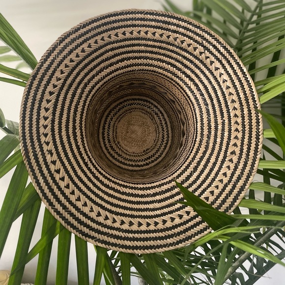 Summer Hat Wayuu hand woven - Picture 2 of 3